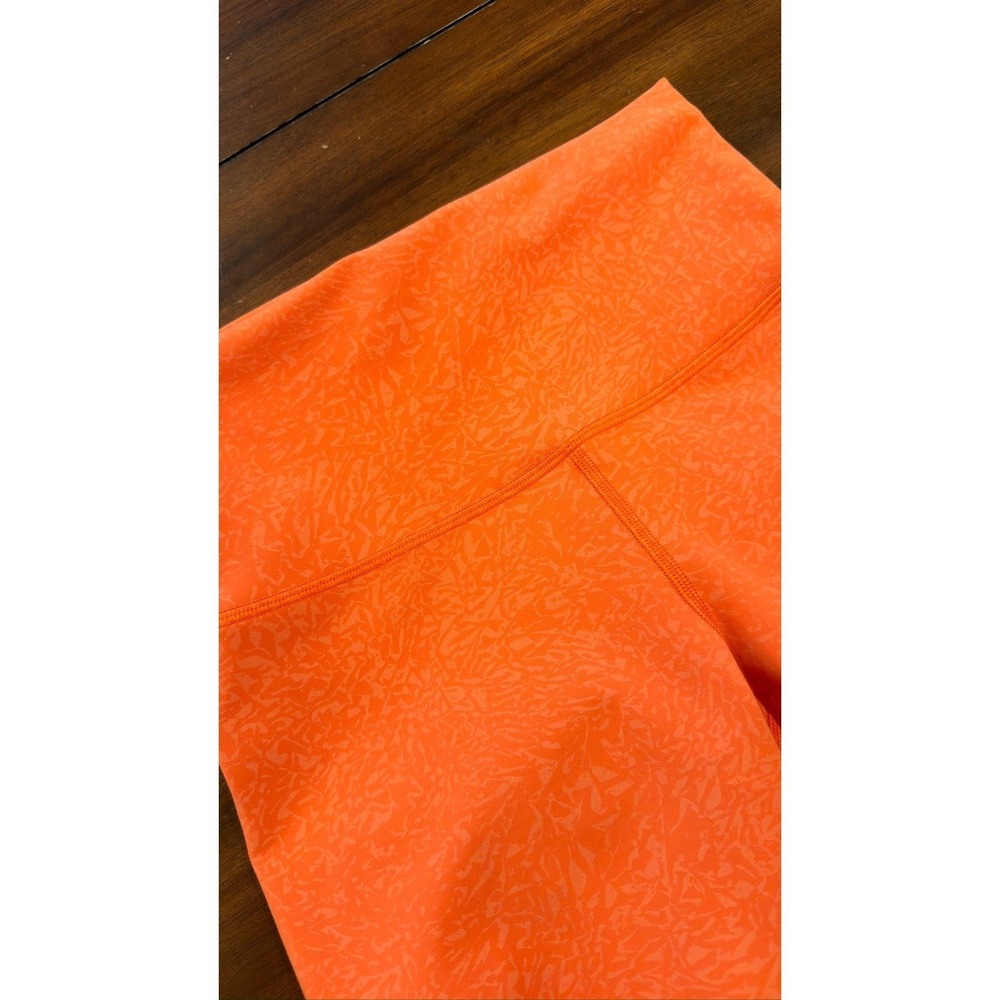 Lululemon Align High-Rise Short Orange Floral Embossed Nulu Biker Shorts Size 4 - Picture 12 of 16